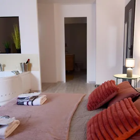 Le Cocoon & By Nancyintimelounge Нанси